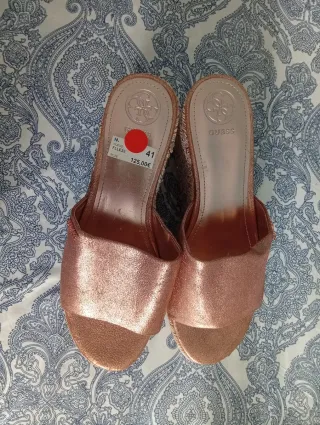 Sandalias Guess Talla 41 Rosas