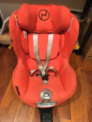 Silla de coche Cybex Sirona Roja
