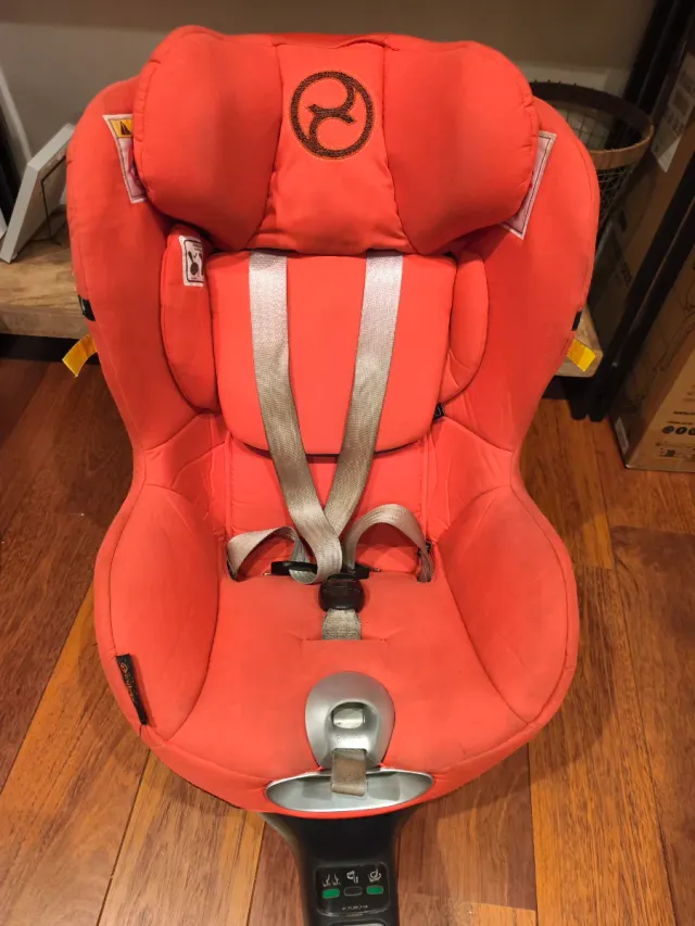 Silla de coche Cybex Sirona Roja