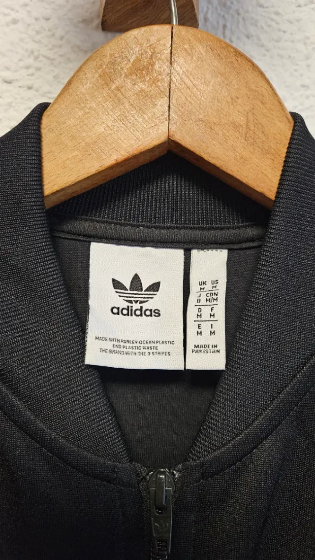 Chaqueta Adidas Adicolor SST Negra