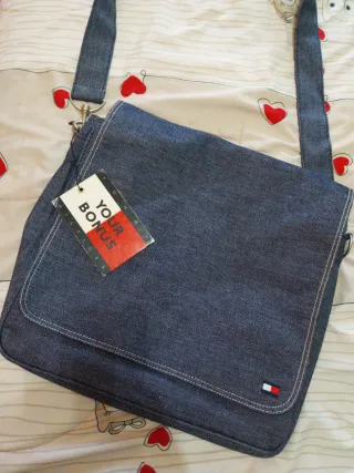 Borsa a tracolla Tommy Hilfiger in denim