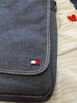 Borsa a tracolla Tommy Hilfiger in denim