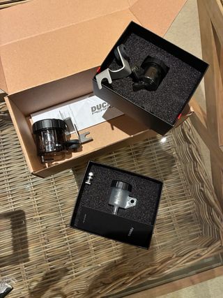 Depósitos Líquido Ducati Freno y Embrague