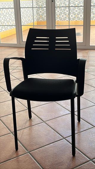 5 Sillas Negras Oficina Sala de Espera