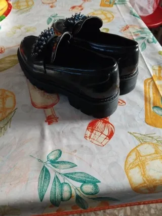 Mocassini neri donna con perline