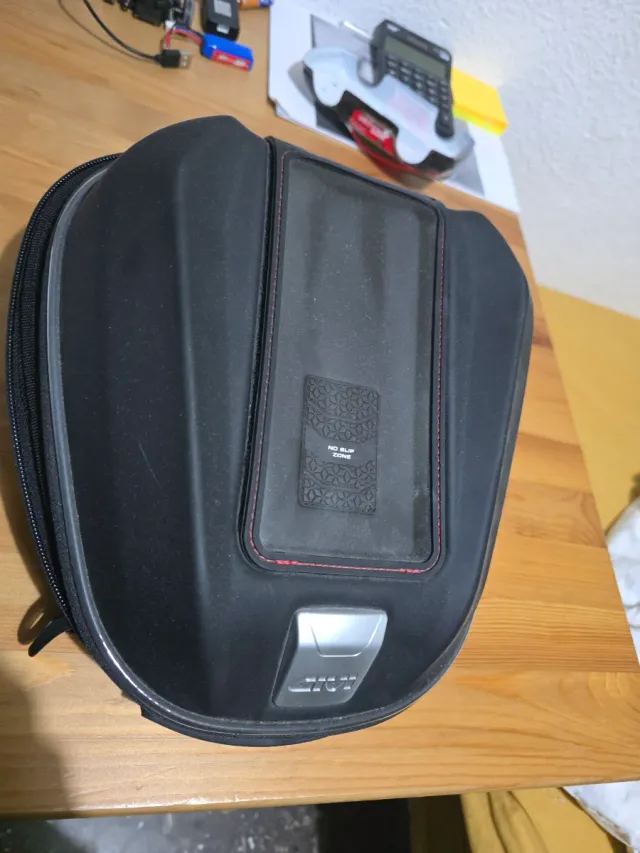 Supporto valigia per MT-07