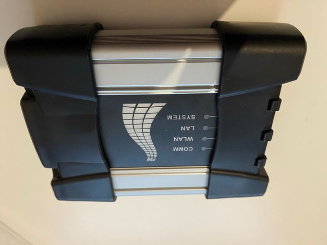 Interfaz de diagnóstico automotriz