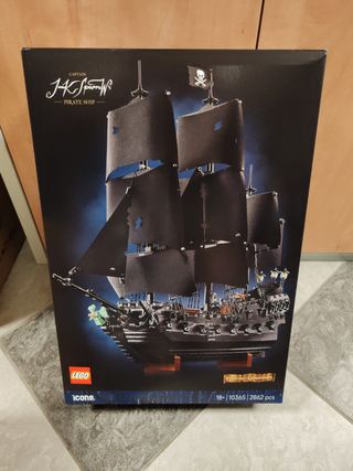 LEGO 10365 Nave pirata del Capitano Jack Sparrow