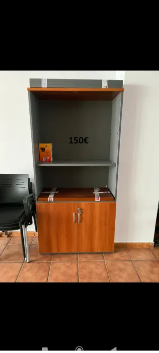 Mesa y Estantería + Sillón Escritorio