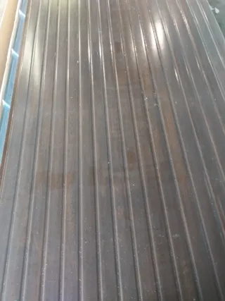 Panel Sándwich Madera Almacén. Montaje. Sevilla