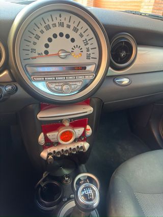 MINI one  2008 1.4 gasolina 6 velocidades
