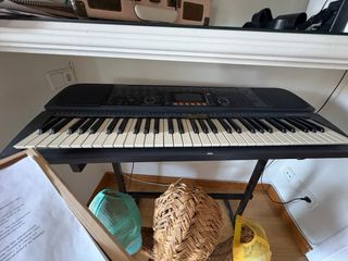 Órgano Casio CTK-611 con funda