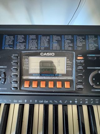 Órgano Casio CTK-611 con funda