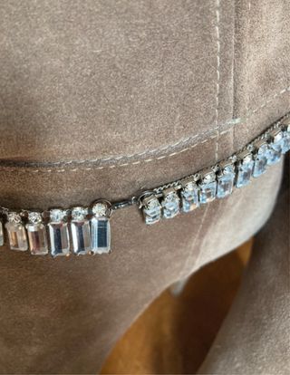 Stivali in crosta di camoscio.