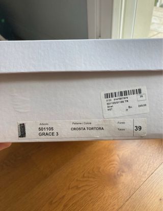 Stivali in crosta di camoscio.