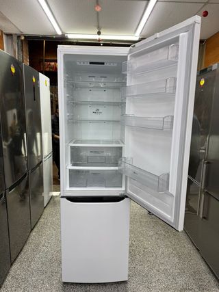 Nevera LG Blanca nofrost garintia transporte