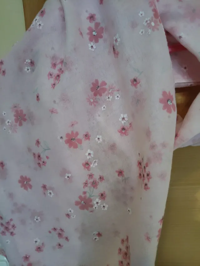 Pañuelo mujer flores rosa y blanco