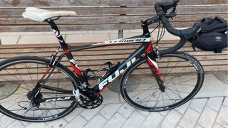 Bicicleta de carretera Fuji