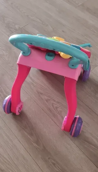 Andador Vtech Rosa con Actividades