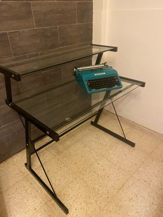 Mesa estudio metal y cristal doble tapa