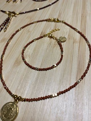 Pulsera Granates y Acero Inox. Hecha a Mano