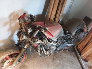 Honda CBR 1000 F - Baja Definitiva