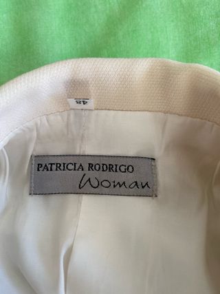 Chaqueta de vestir elegante beige