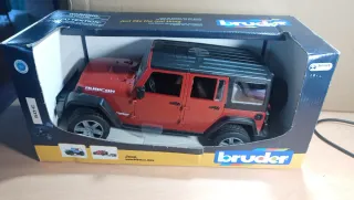 Maqueta Bruder Jeep Rubicon Roja