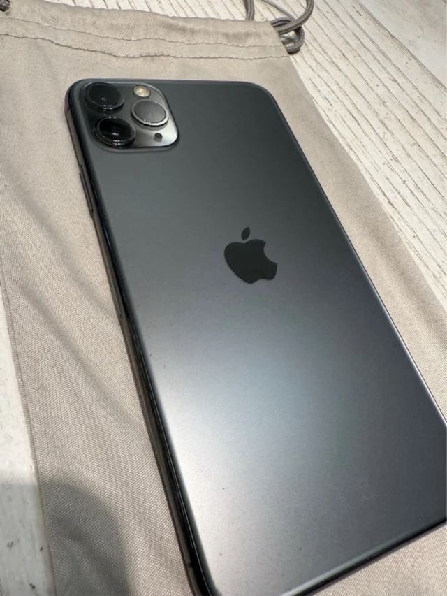 iPhone 11 Pro Max Space Gray