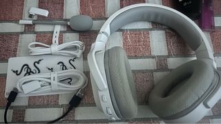 Auriculares Razer Barracuda X Mercury