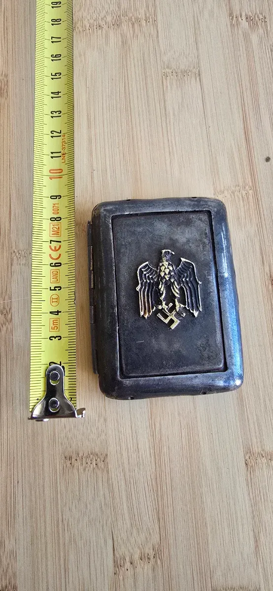 Pitillera antigua águila nazi