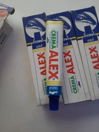 4 Crema para zapatos ALEX azul