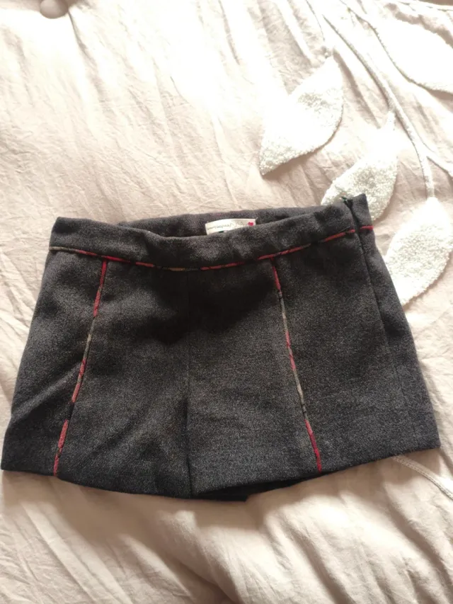 Pantalón corto gris invierno