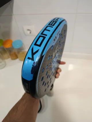 Pala de pádel Kombat Teide y Ulises