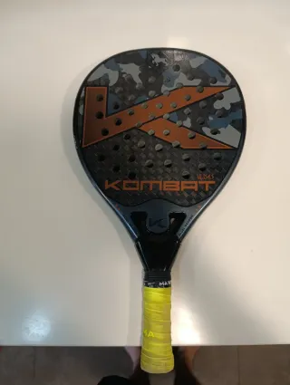 Pala de pádel Kombat Teide y Ulises