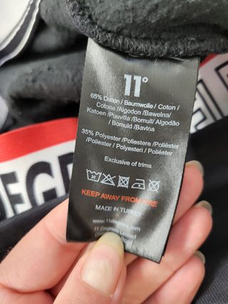 Chándal Eleven Degrees Negro Talla XS