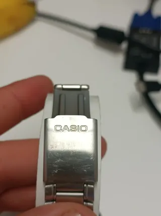 Casio Quartz Clásico Acero Inoxidable
