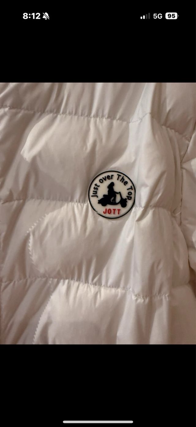 Chaqueta JOTT blanca con logo