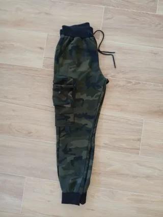 Pantalón chándal camuflaje