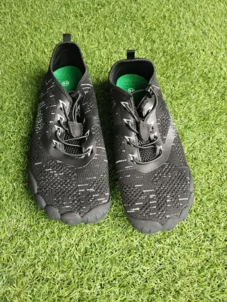 Escarpines negros talla 45