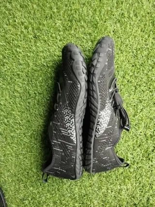 Escarpines negros talla 45