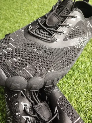 Escarpines negros talla 45