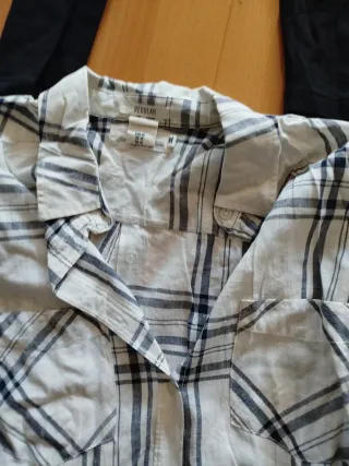 Lote Ropa Variada talla L .15 prendas en total..