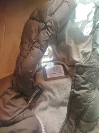 Abrigos infantiles varias tallas.