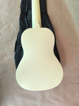 Ukelele Soprano 21" con funda - Amarillo (nuevo)