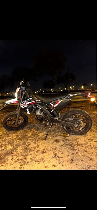 Moto Cross 50cc Cuidada Pocos Km