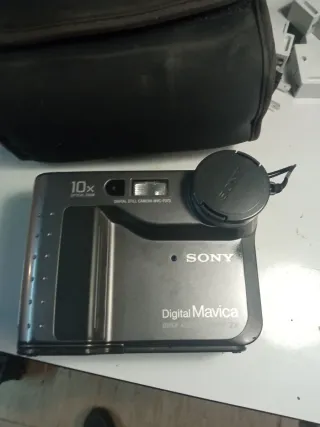 Cámara Digital Sony Mavica MVC-F7