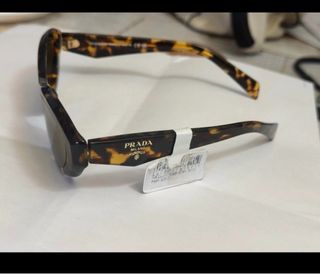 Gafas de sol Prada Tortoise