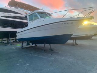 se vende barco Astinor 700