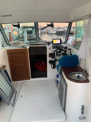 se vende barco Astinor 700